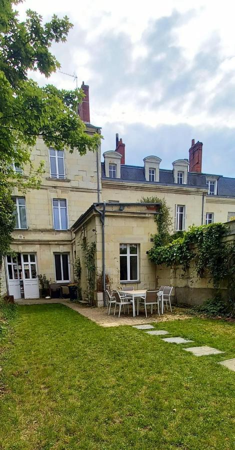 Hotel Histoire De Loire La Gabare Saumur Exterior foto